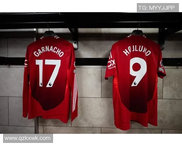 十位足球巨星全名解析 揭秘他们背后的传奇与荣耀 十位足球巨星全名解析 揭秘他们背后的传奇与荣耀