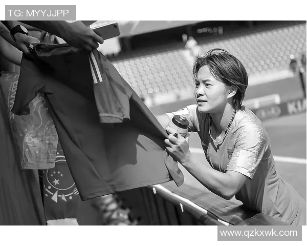 四川女足球星引领时代潮流 从杨丽到王霜的成长与突破