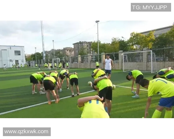 如果当球星也能玩足球会怎样他们的职业与生活会发生哪些有趣变化